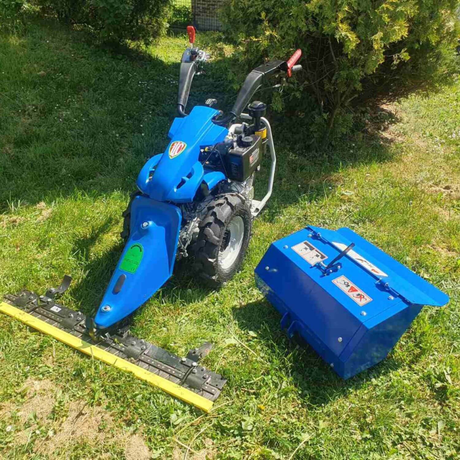 Motokultivator BT 340 10KS sa frezom i kosom - Image 2