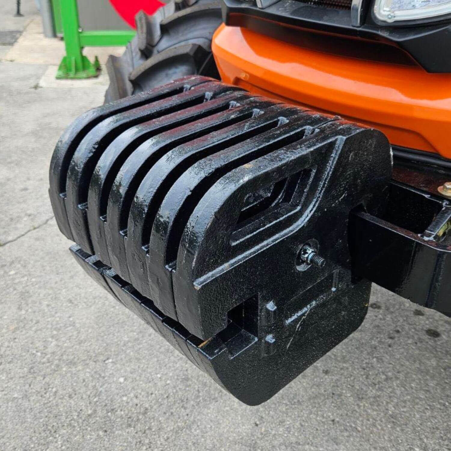 Traktor ZENTRAC 704 sa kabinom - Image 5