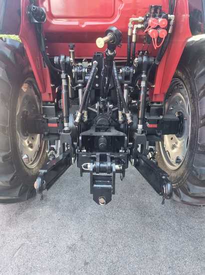 Traktor Dongfeng (DF) 604 sa kabinom - Image 2